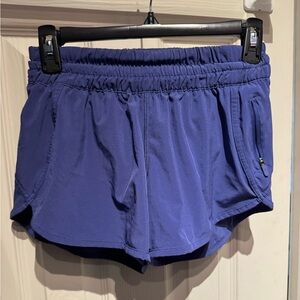 Lululemon tracker shorts 6 and seem 3 inches excellent condition